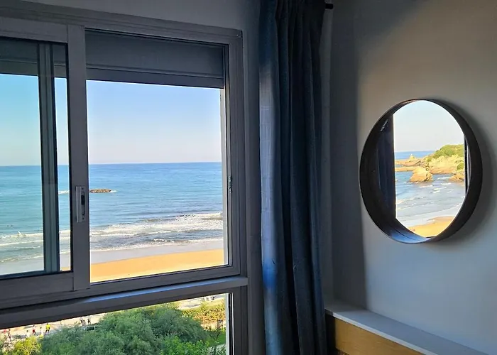 T2 Eugenie Ocean View Grande And Pool